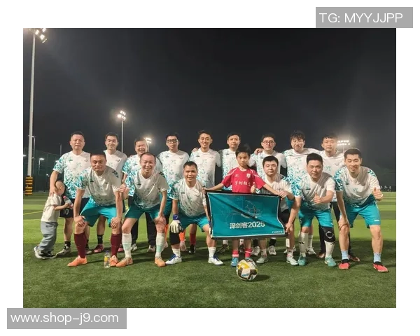 足球品叔带你深入解析足球世界的魅力与战术之美